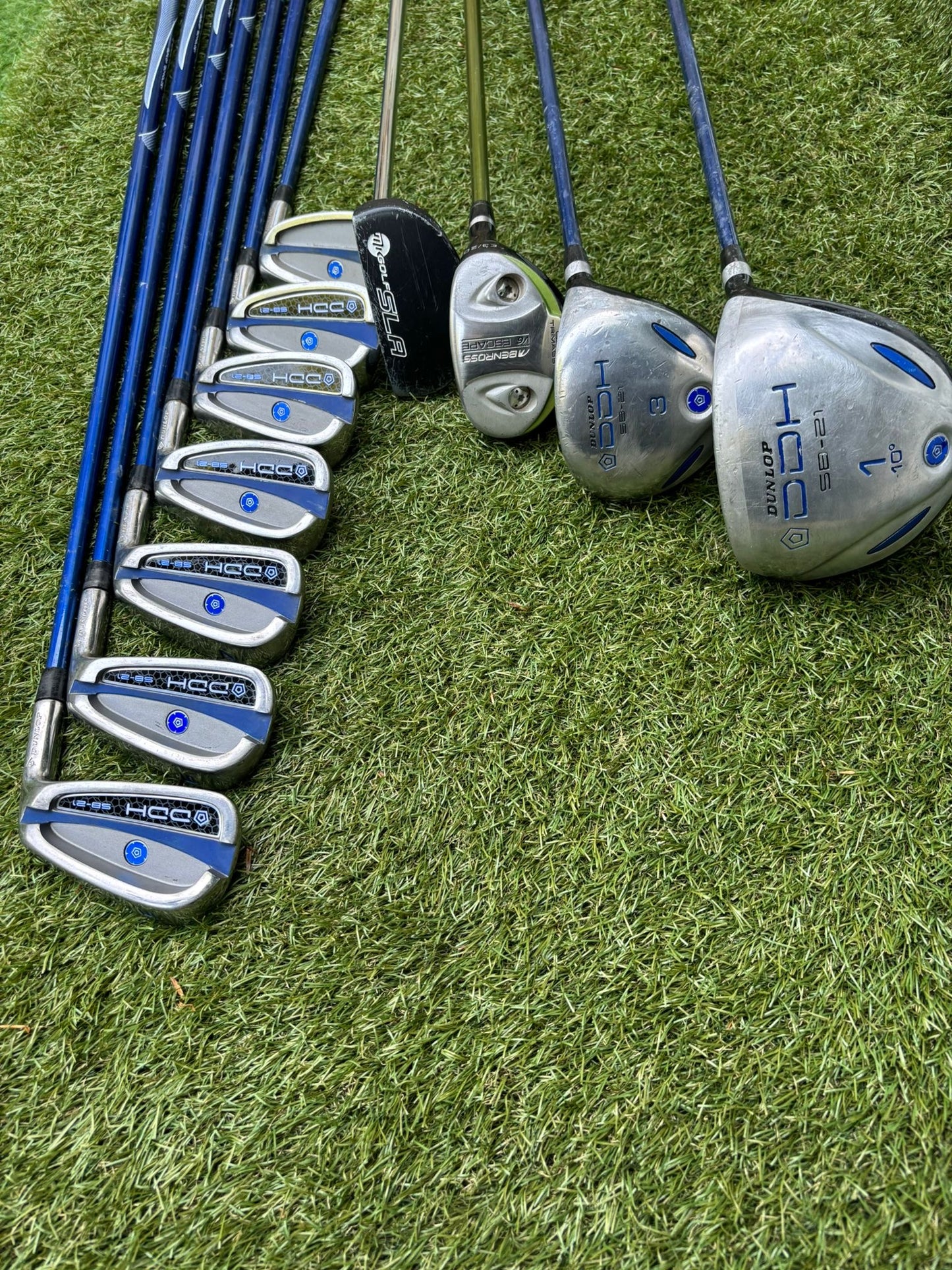 Dunlop DDH SB-21 Golf Set with Benross Hybrid & Stand Bag - Free DPD Delivery
