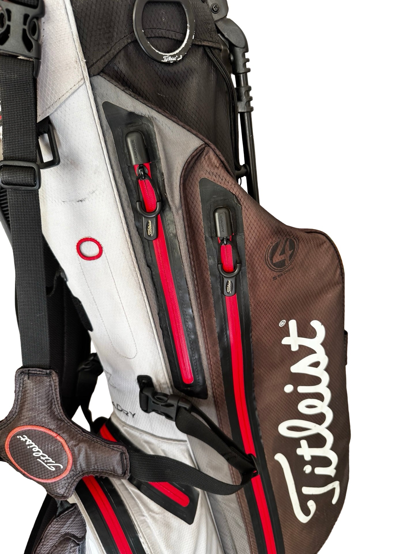 TITLEIST STADRY STAND / CARRY BAG WITH RAIN HOOD - FREE DELIVERY