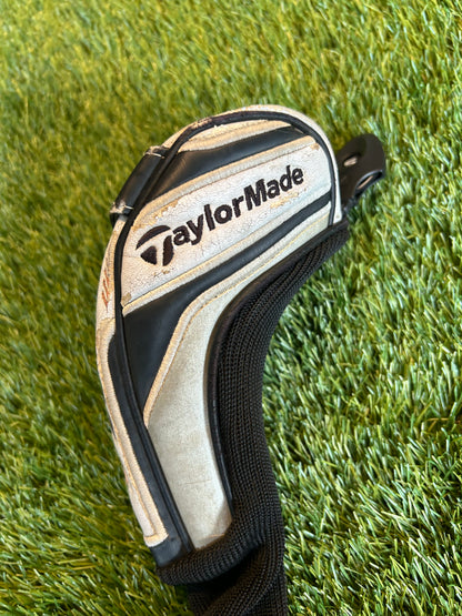 Taylormade R11s 5 Wood 19 degree Graphite Shaft Regular Flex Recently Standard Grips - LH Head cover included