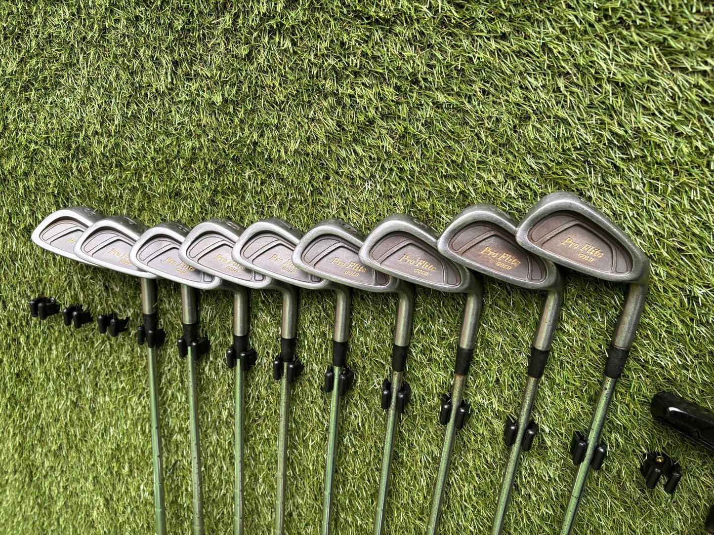 Starter Set – Spalding Pro Flite Gold 3–SW + Woods + Bag (13 Clubs) £95.00 Delivered