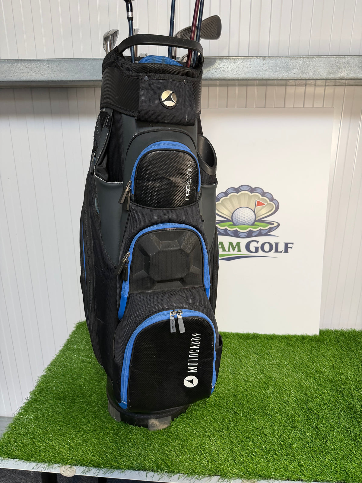 Men’s Right-Handed Golden Bear Golf Set – Ideal for Beginners to Mid Handicap Golfers