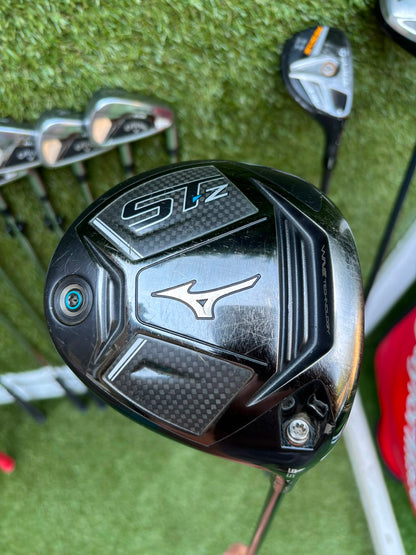 Callaway Apex DCB Irons, Mizuno Driver, Odyssey Lab Putter & TaylorMade Team Tour Cart Bag