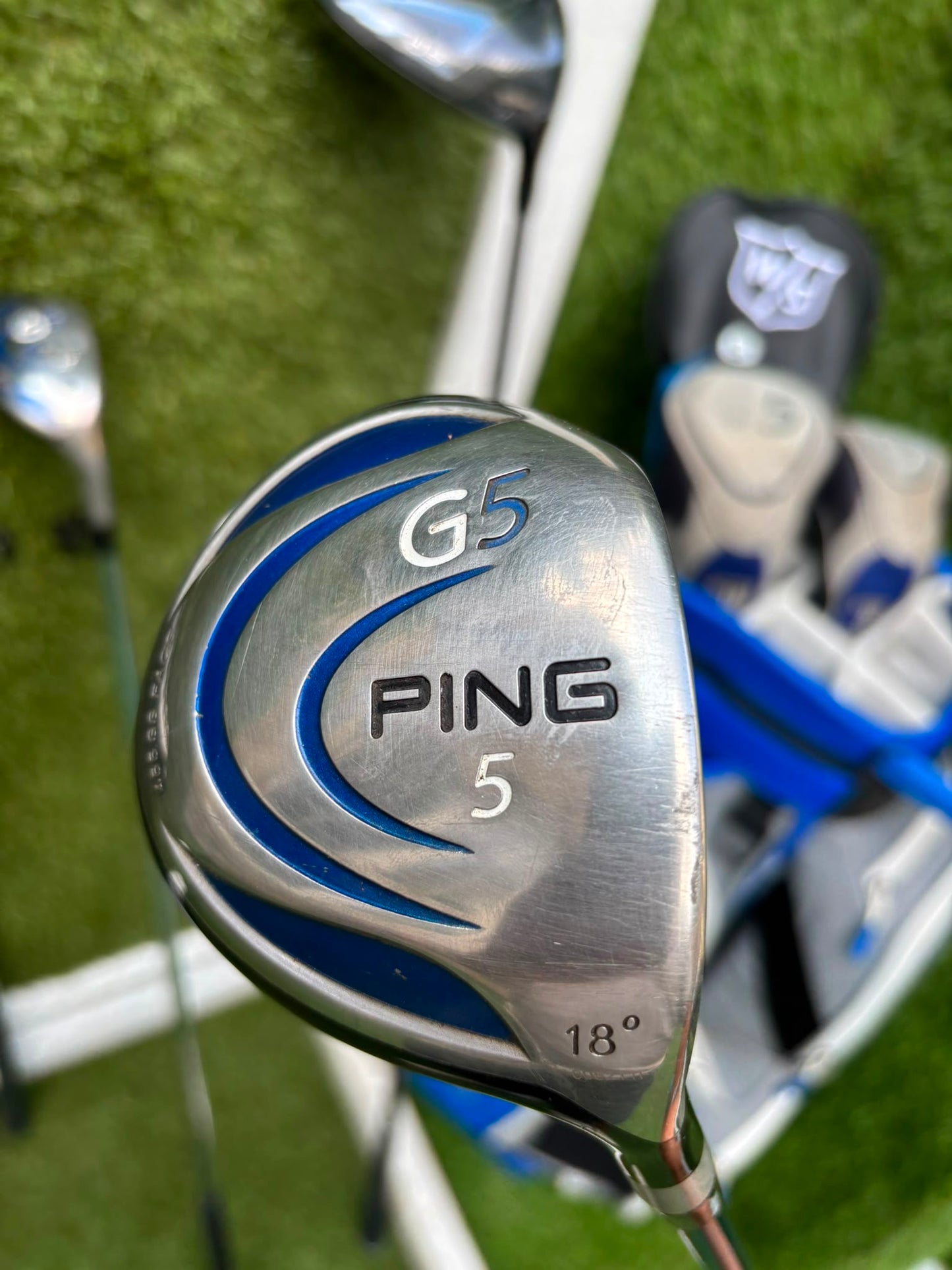 Ping Eye2+ Blue Dot Graphite Irons, Brand New Wilson D7 Driver, Ping G5 Woods & Ping Traverse Cart Bag