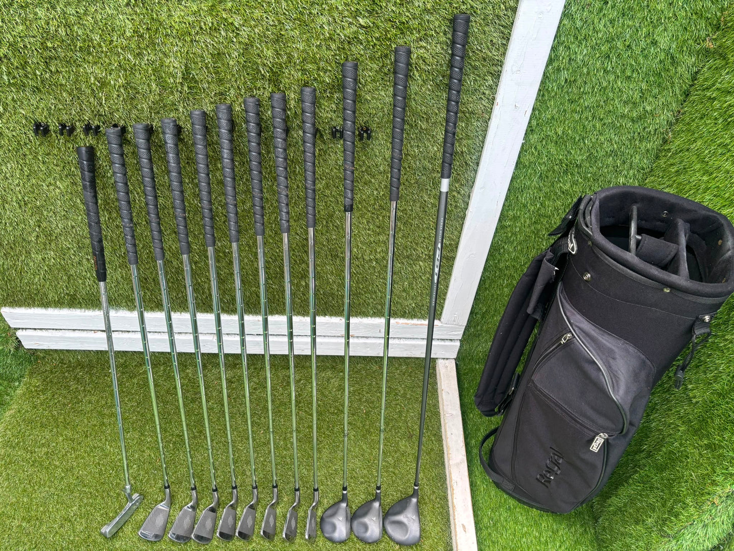 Pro Kennex Performer Oversize Golf Set with Matching Woods, Headcovers & Regal Bag