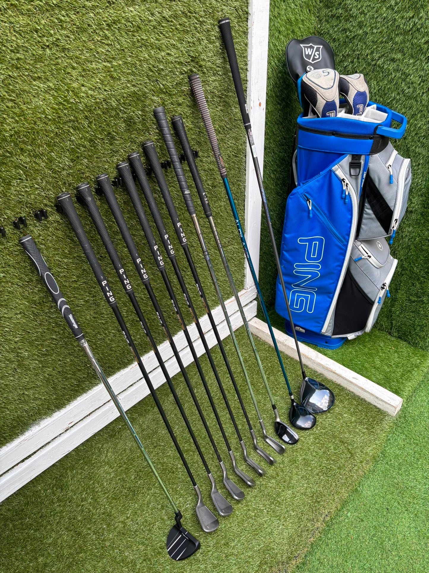 Ping Eye2+ Blue Dot Graphite Irons, Brand New Wilson D7 Driver, Ping G5 Woods & Ping Traverse Cart Bag