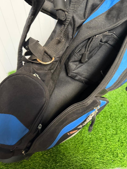 Junior Left Handed Golf Clubs and Bag Set. All in good used condition, 7 iron measures 32 inches so suitable for 9-12 year olds.