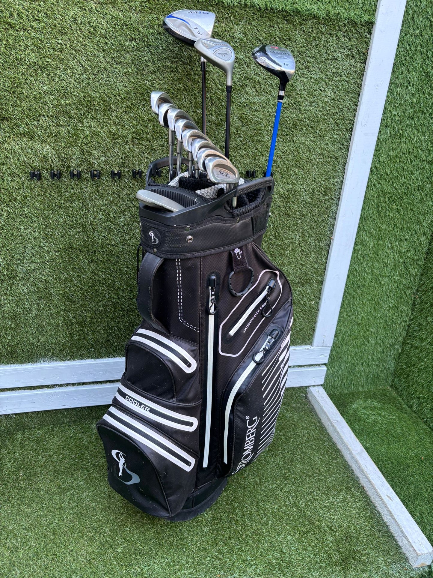 Howson HPC20 Irons (4–SW) + Ben Sayers M15 Driver & Stromberg Waterproof Bag
