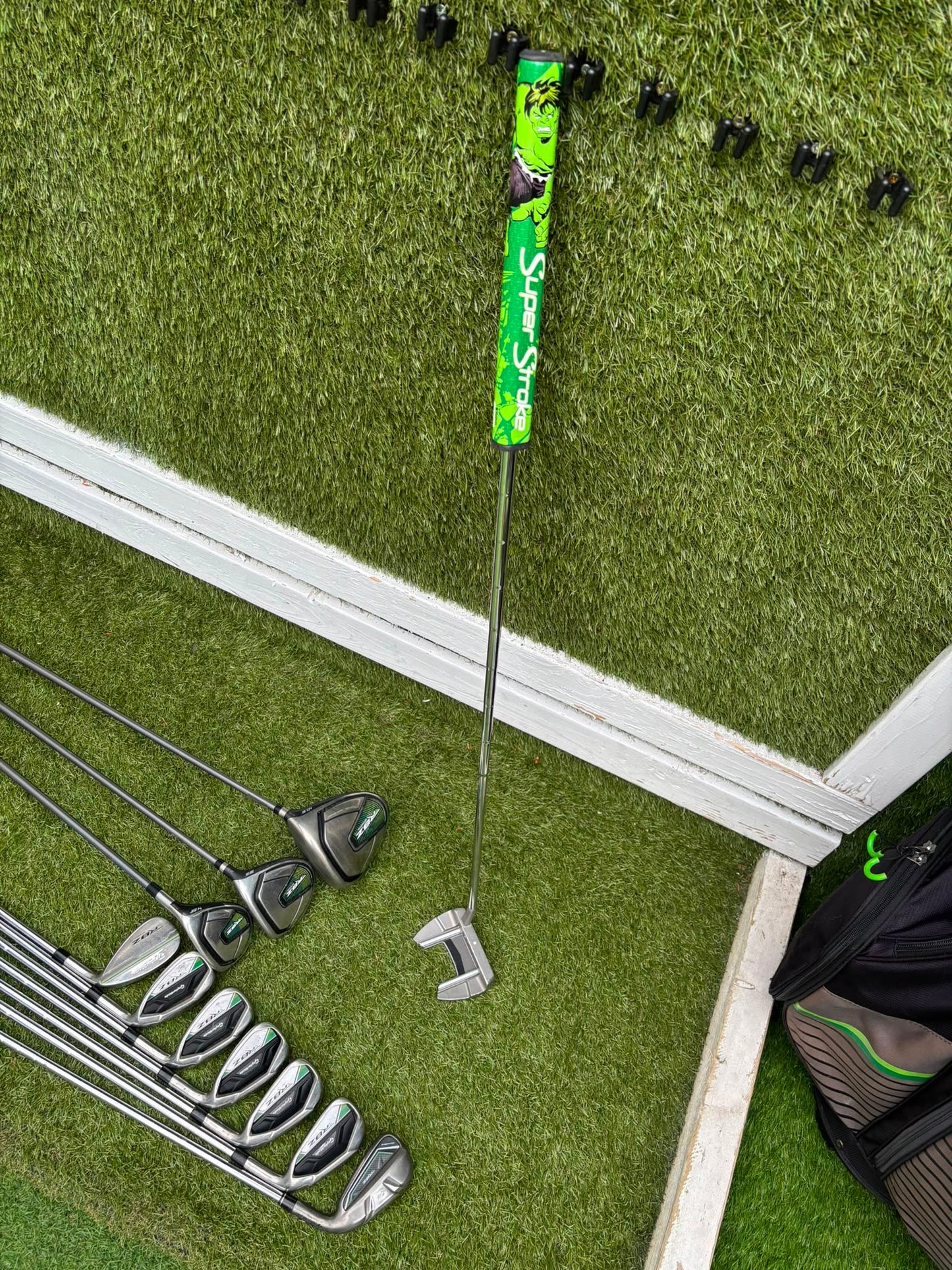 TaylorMade RBZ SpeedLite Complete Golf Set, Matching Woods, Irons & Cart Bag