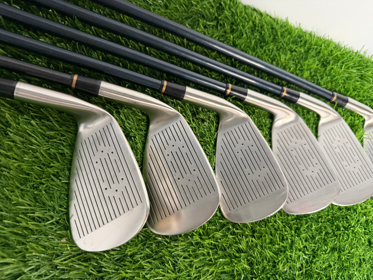 Men’s Right-Handed Golden Bear Golf Set – Ideal for Beginners