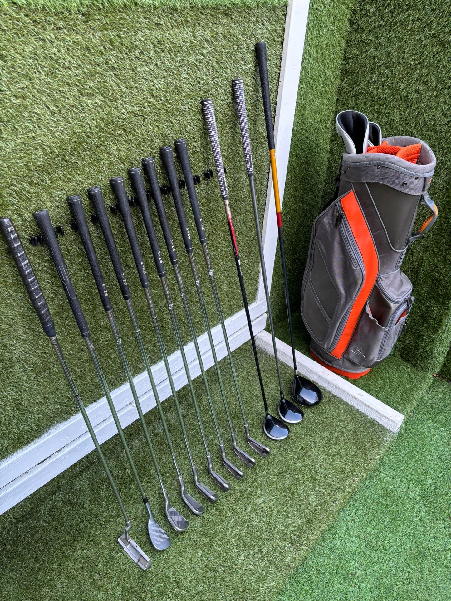 Ping G10 Irons Set + TaylorMade r7 Driver + Nike SQ Woods + Ping Glide Wedge + Cobra Stand Bag