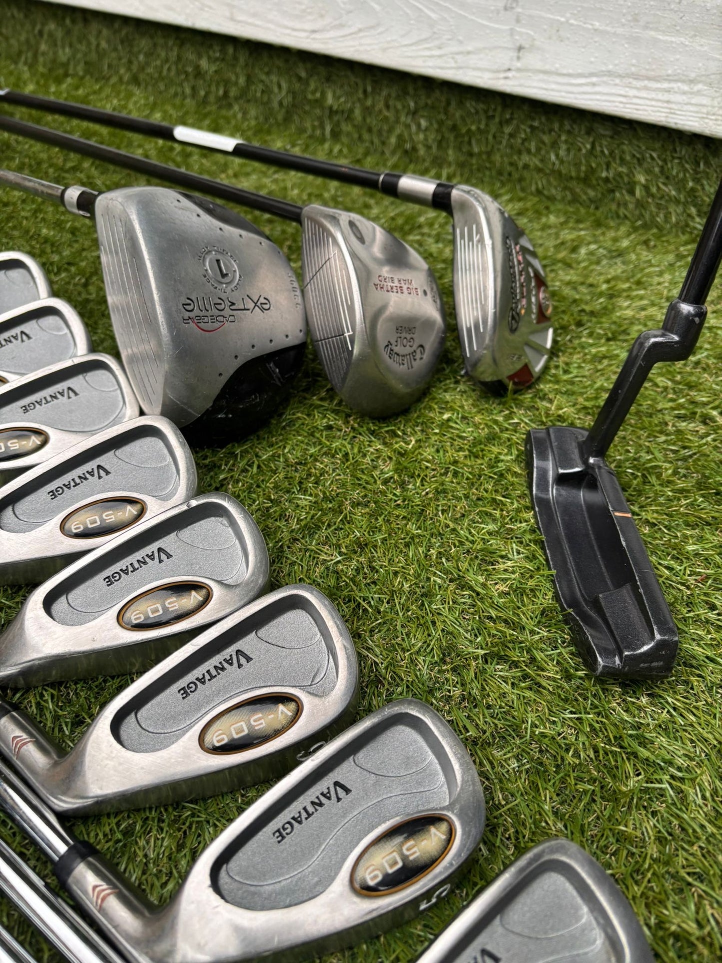 Callaway War Bird Driver + TaylorMade Burner Rescue + Full Iron Set + Nike Stand Bag (14 Clubs) £194.00 Delivered