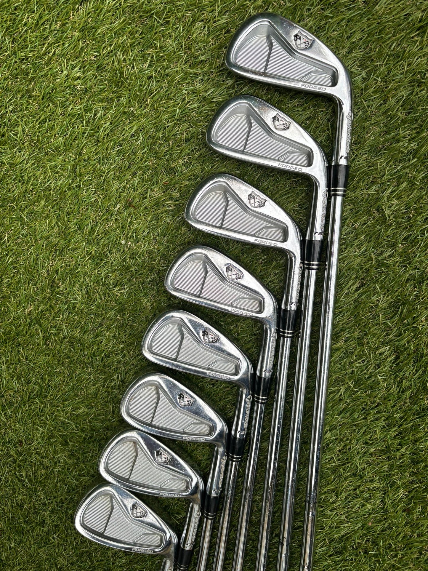 TaylorMade RSi TP Forged Irons (3–PW) – Premium Forged Tour Set