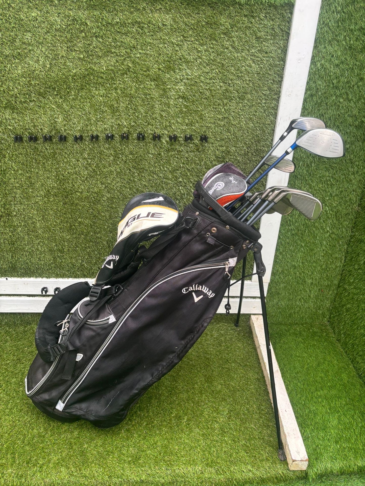 Callaway Tungsten Titanium Irons + Donnay Driver + Mizuno Fairway + Confidence Hybrid + Callaway Stand Bag (12 Clubs)