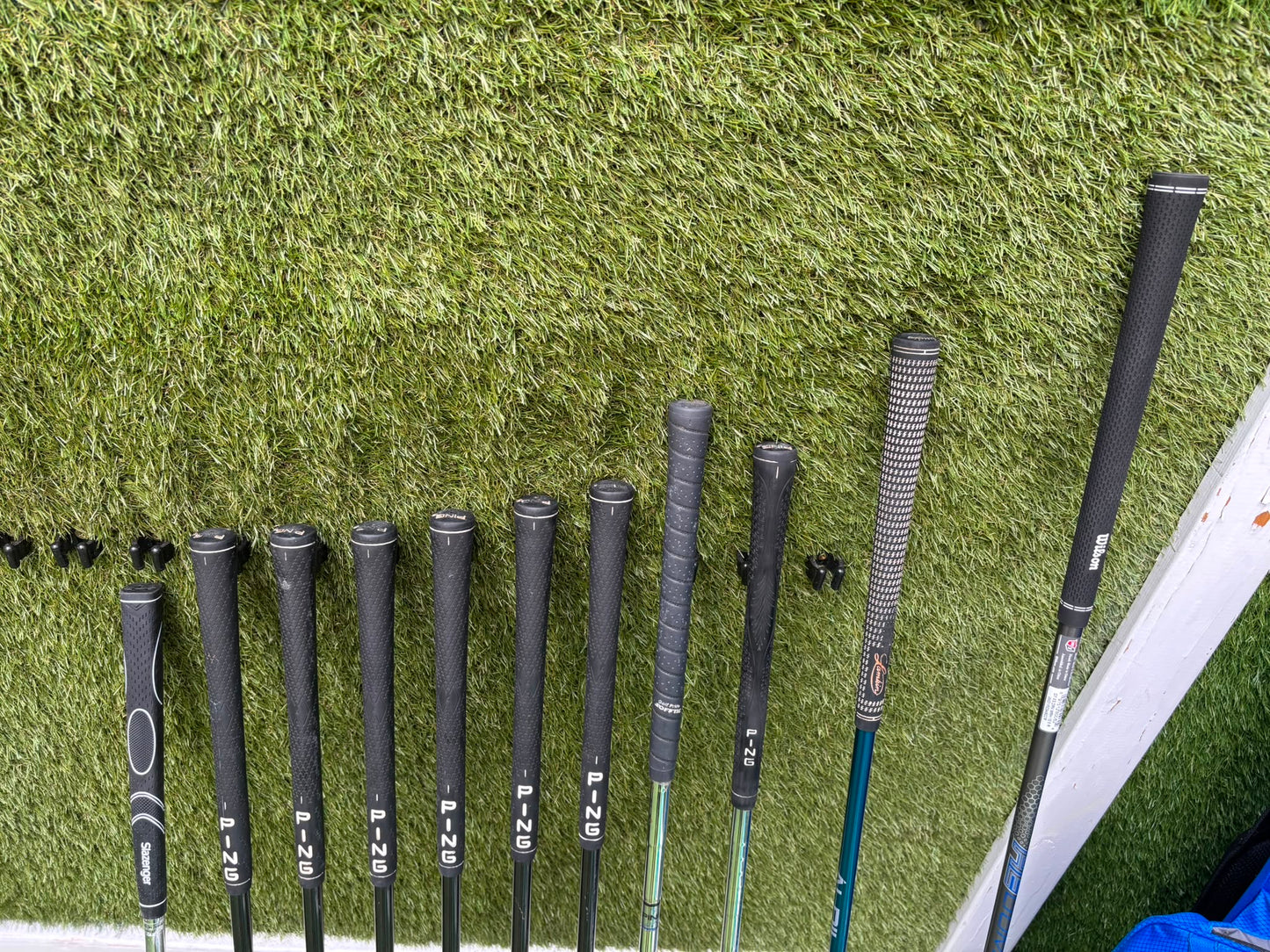 Ping Eye2+ Blue Dot Graphite Irons, Brand New Wilson D7 Driver, Ping G5 Woods & Ping Traverse Cart Bag