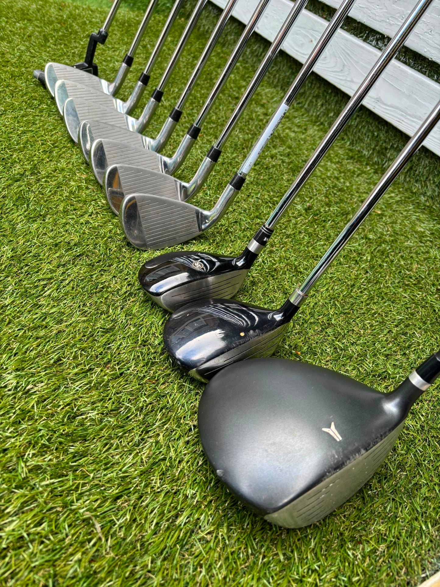 Wilson 1200 CG Golf Set with X31 Driver, RAM Hybrid & Powakaddy Cart Bag