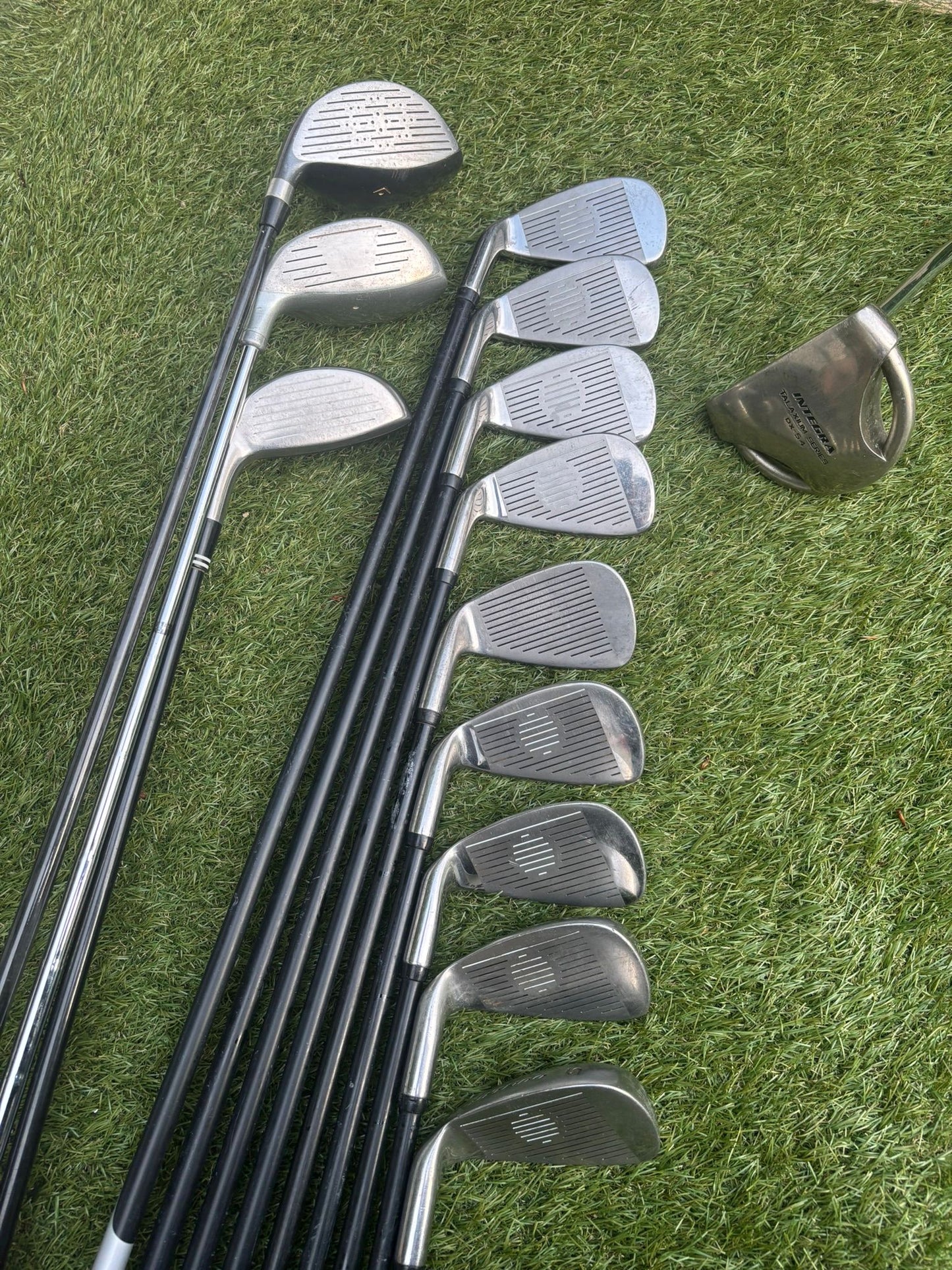 Dunlop MAX Stainless Full Starter Golf Set – 13 Clubs + Bag £94.00 Delivered