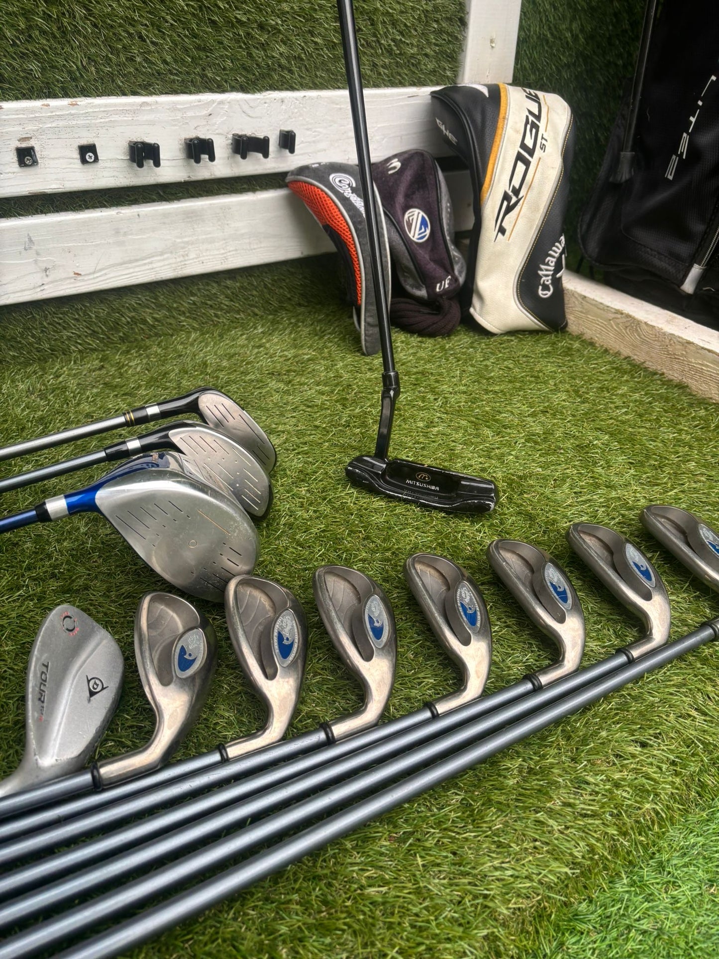 Callaway Tungsten Titanium Irons + Donnay Driver + Mizuno Fairway + Confidence Hybrid + Callaway Stand Bag (12 Clubs)