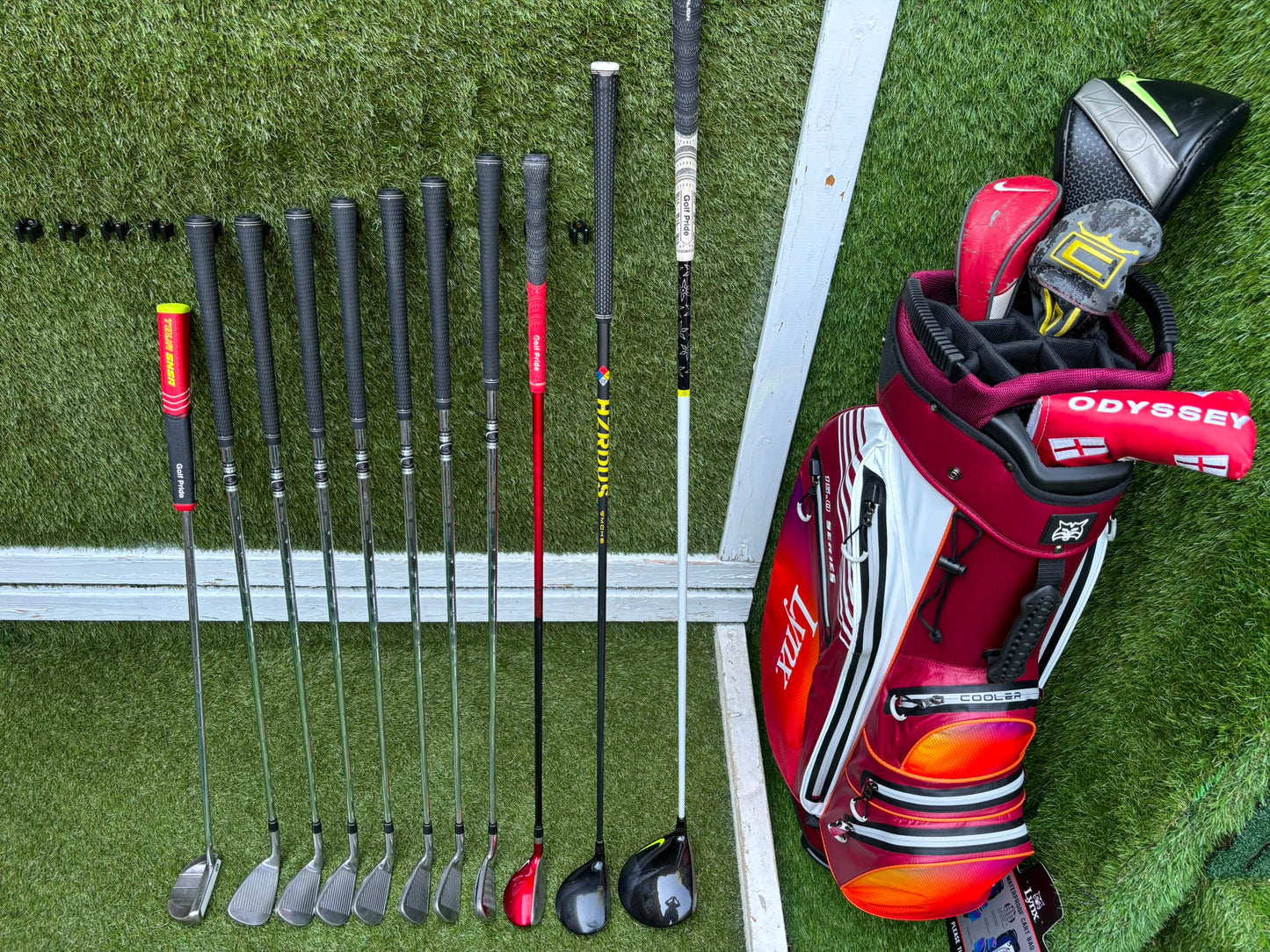 Nike Slingshot 4D Irons, Nike Driver, Cobra 4 Wood, Nike VR_S Hybrid, Odyssey Putter, New Lynx Waterproof Cart Bag