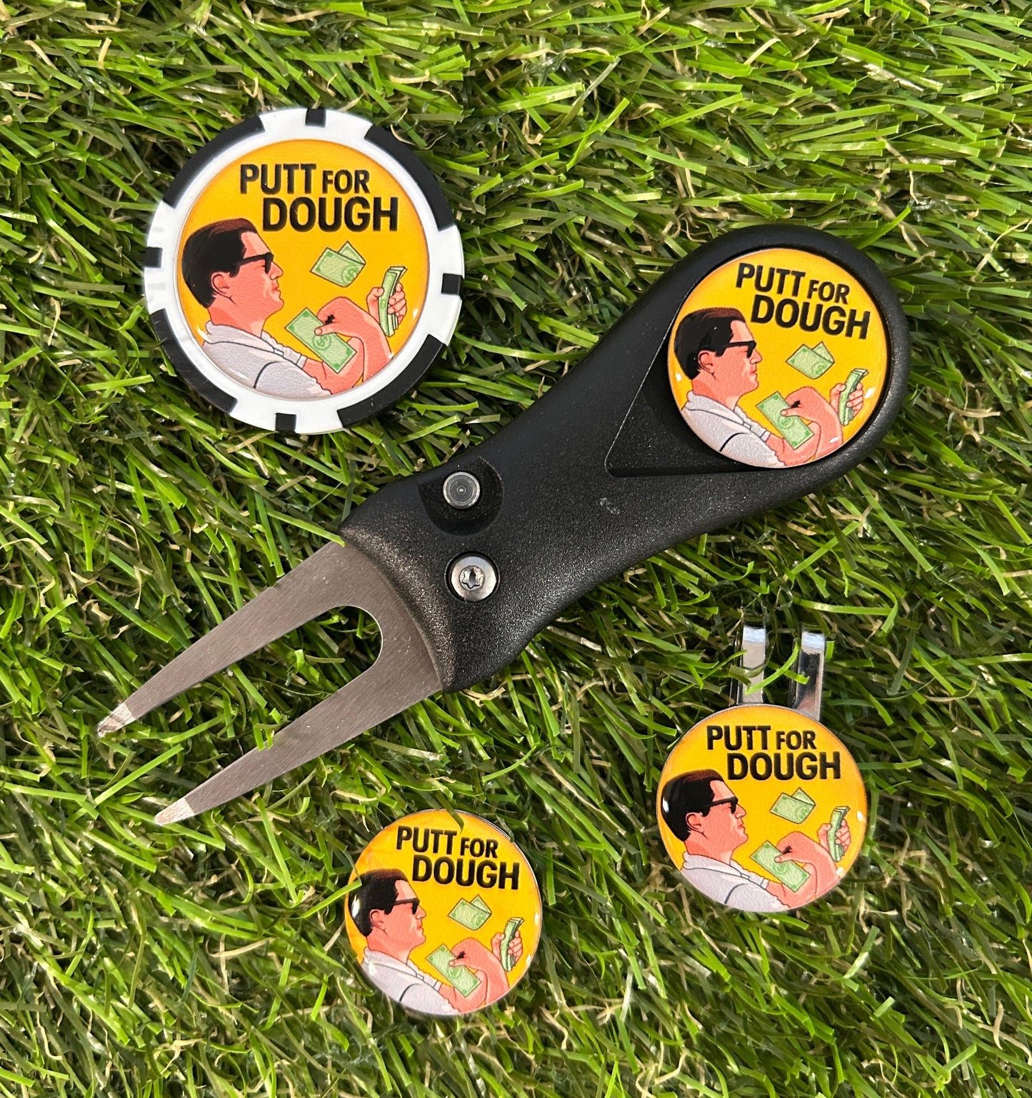 Golf plastic Pitchfork Magnetic Hat Clip With 3 Putt for Dough Markers And Poker chip