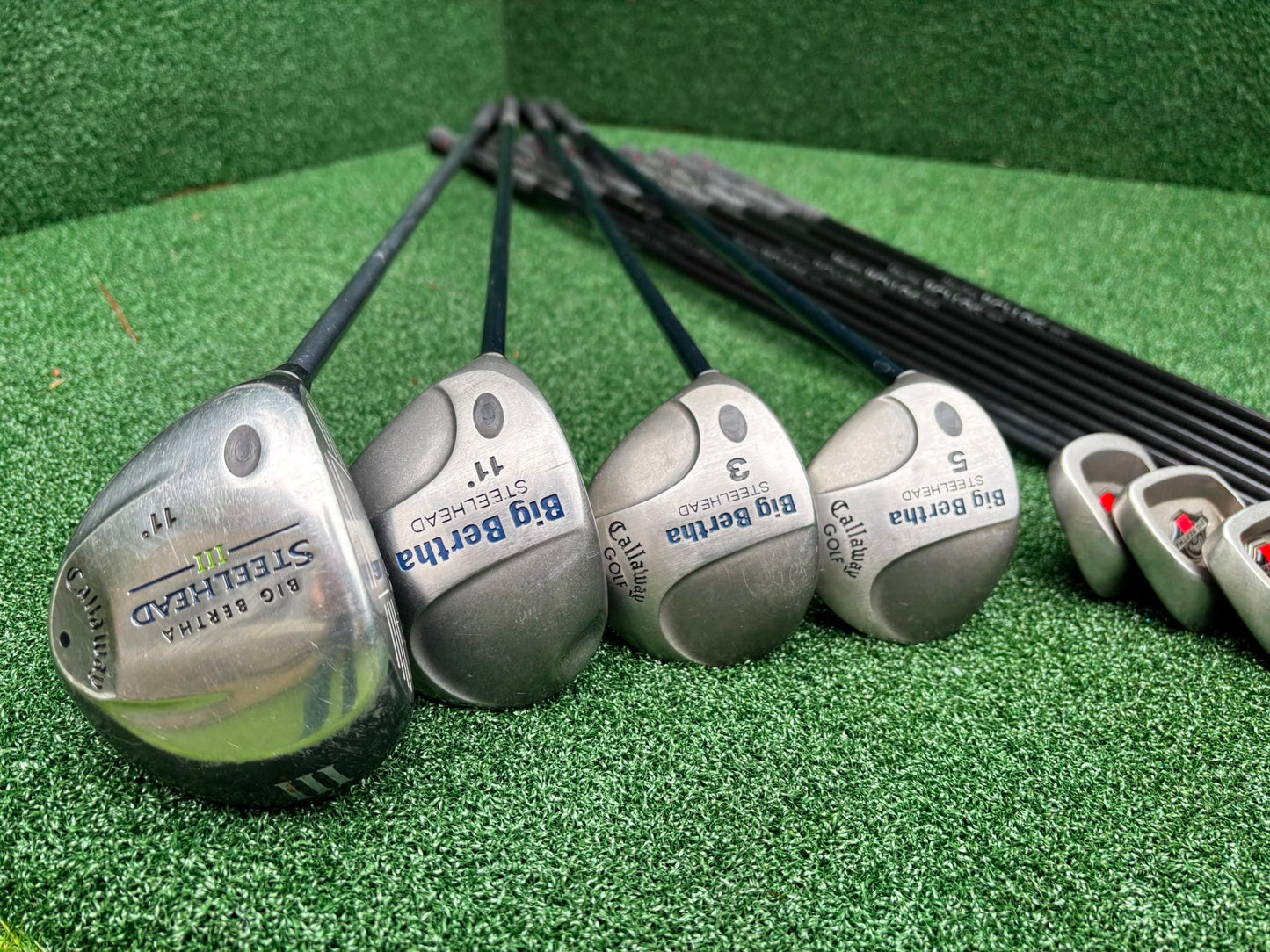 Callaway Big Bertha Left-Handed Golf Set – 3–SW Graphite Irons + 2 Drivers, 3 & 5 Woods