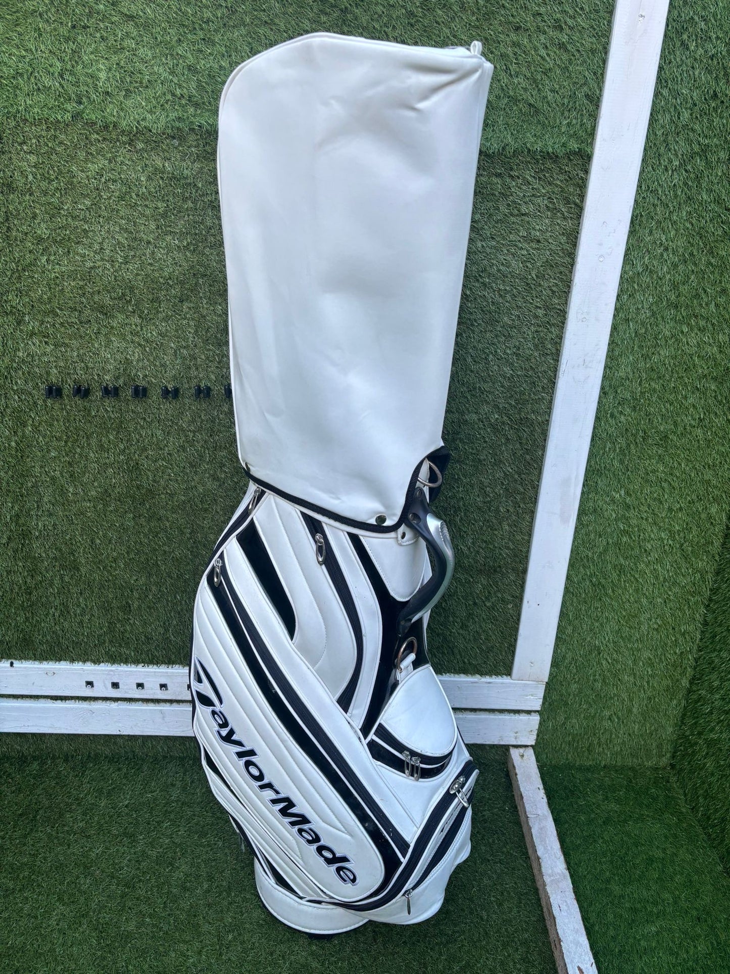 Warwick Iron Set (3–SW) + Mizuno F-60 3 Wood + Hybrid + Putter + TaylorMade Cart Bag