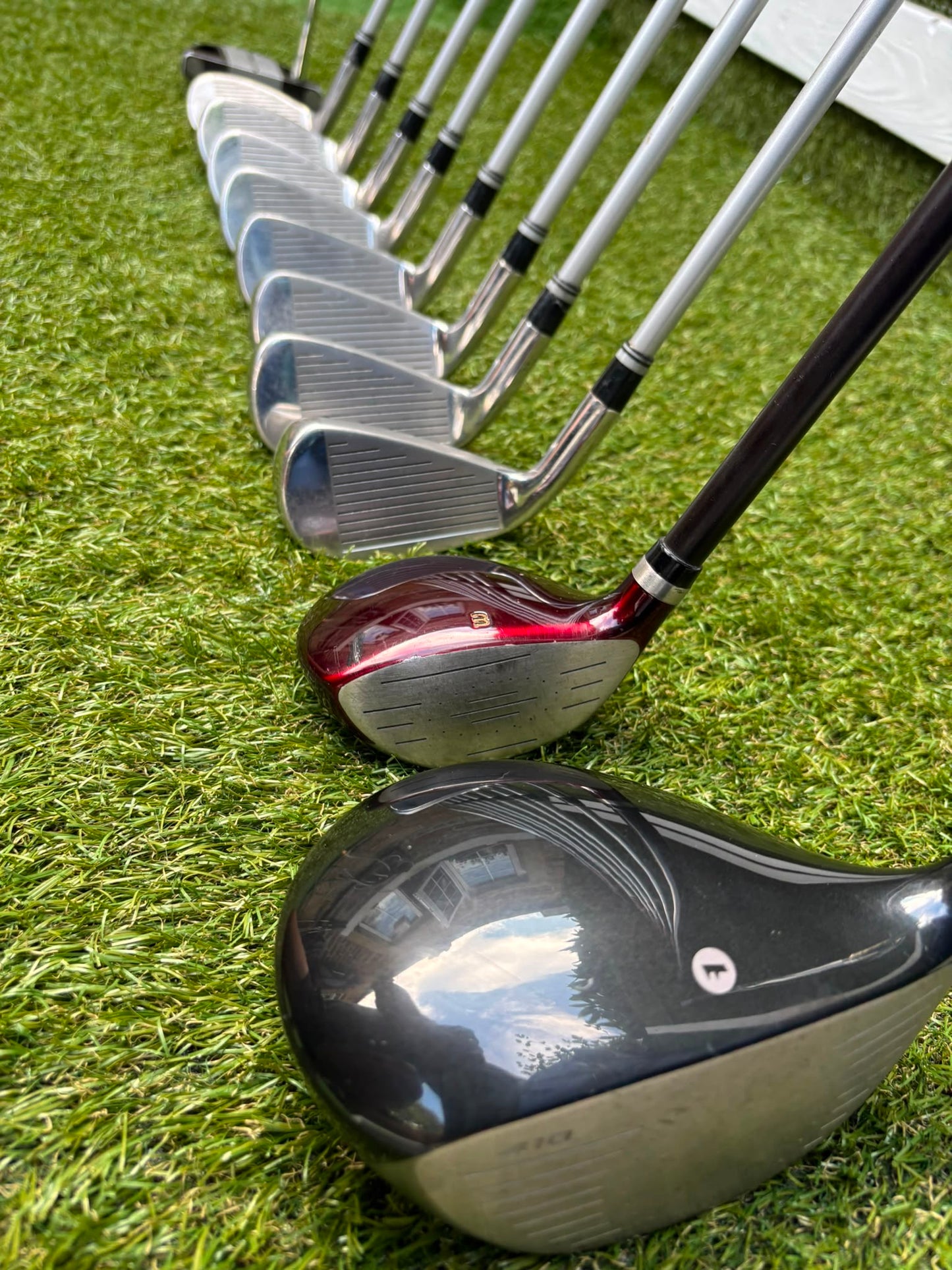 Slazenger Iron-Woods, Nike Driver, Wilson Fairway Wood, Voodoo Daddy Putter & Stand Bag