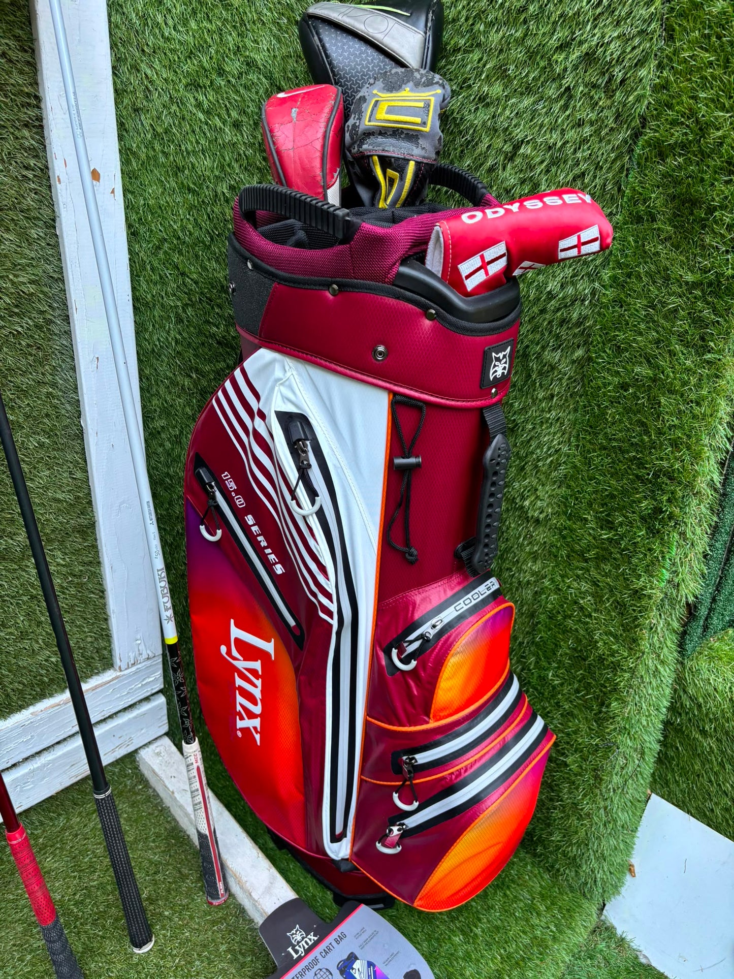 Nike Slingshot 4D Irons, Nike Driver, Cobra 4 Wood, Nike VR_S Hybrid, Odyssey Putter, New Lynx Waterproof Cart Bag