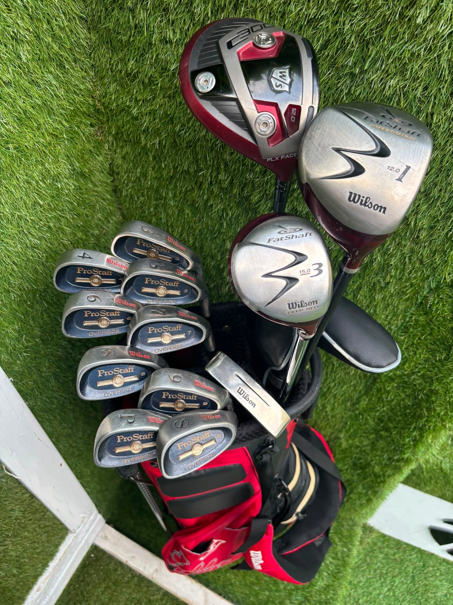 Wilson ProStaff Oversize Irons, Wilson Staff D300 Driver, Wilson Deep Red Woods & Wilson Stand Bag