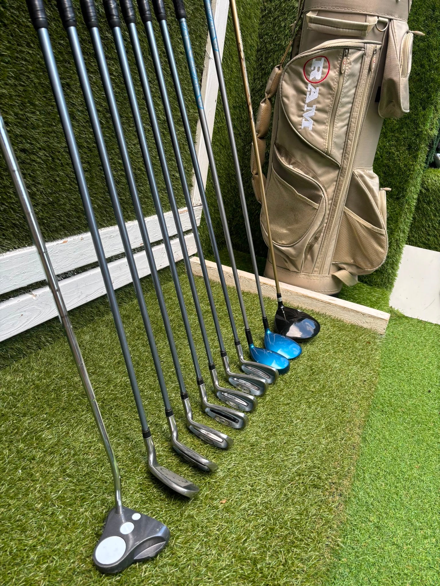 Cobra 3100 I/H Ladies Graphite Irons, Callaway Solaire Woods & RAM Force Cart Bag
