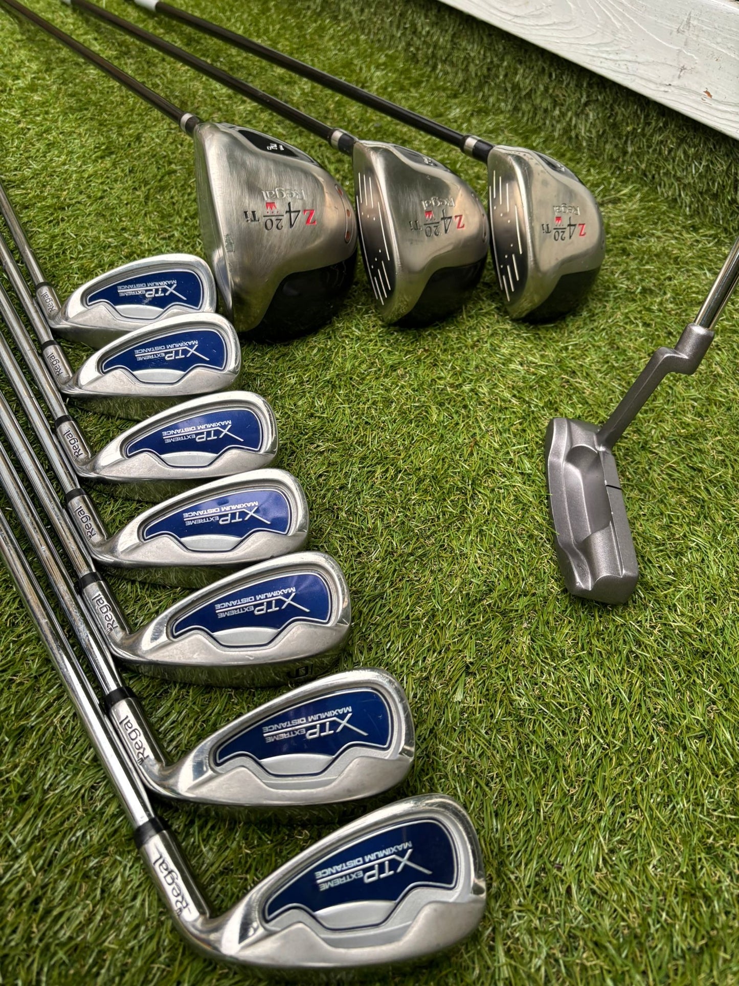 Regal Z4 Titanium Woods + XTP Irons + Nike Stand Bag – 11-Club Golf Set