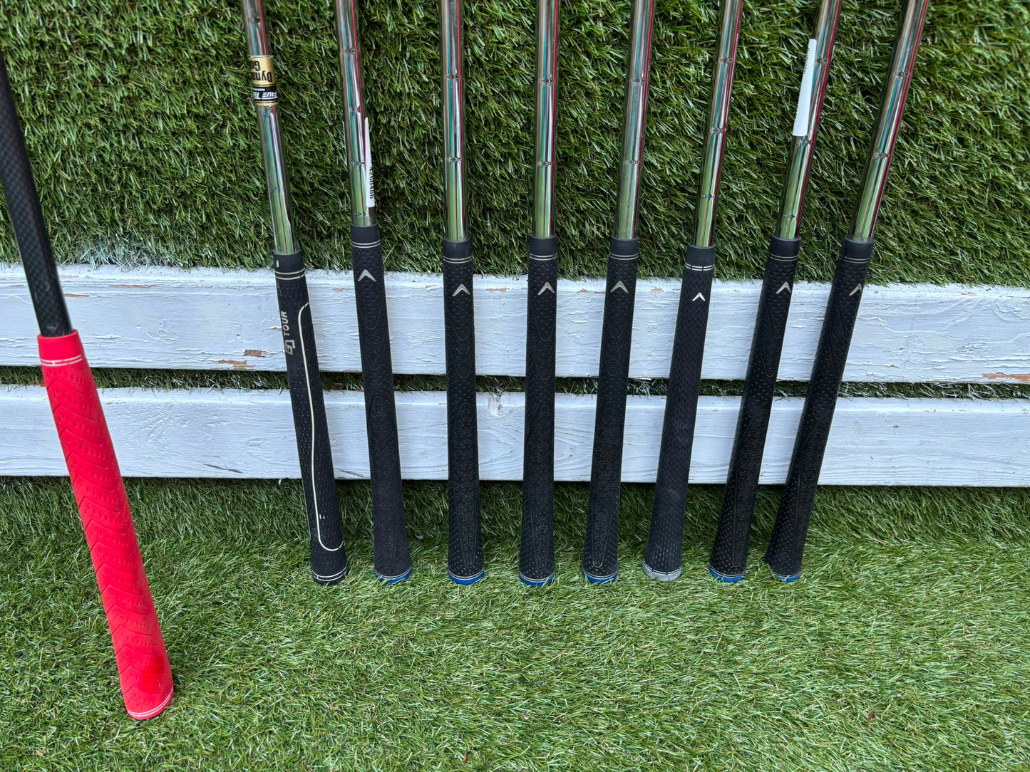 Callaway Apex DCB Irons, Mizuno Driver, Odyssey Lab Putter & TaylorMade Team Tour Cart Bag