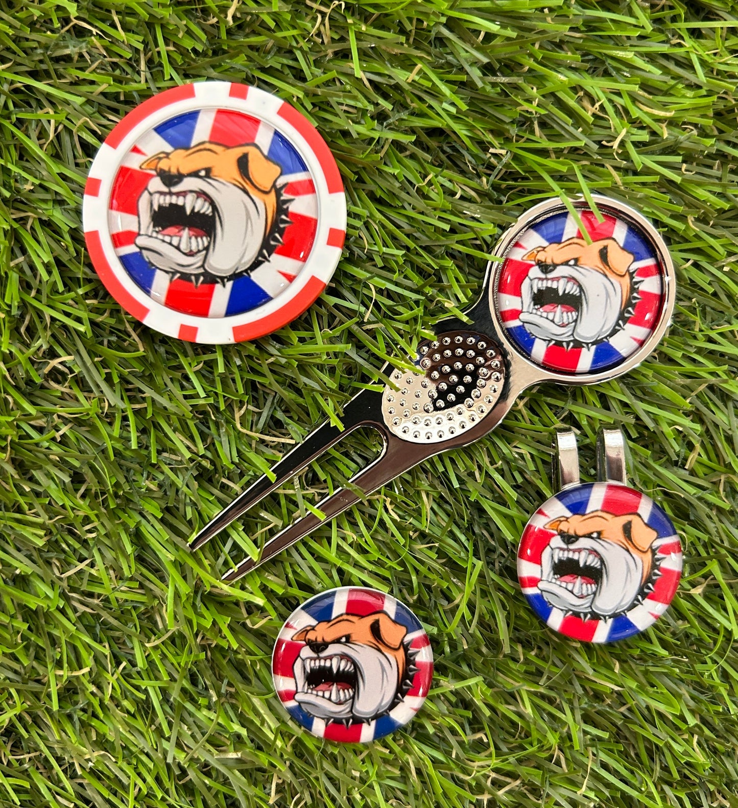 British Bull Dog Union Jack  Flag Traditional metal pitchfork Combo Set with Poker Chip