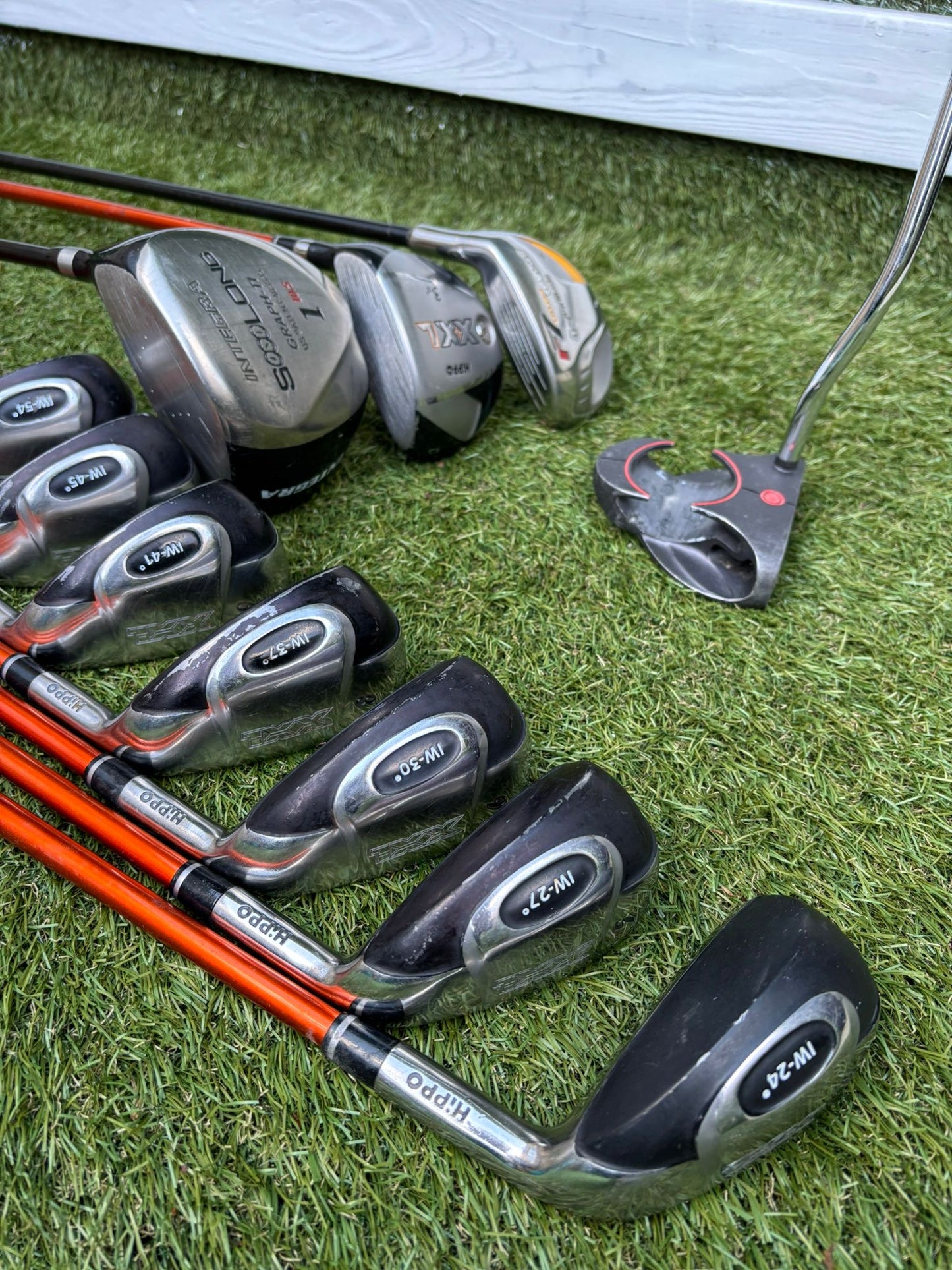 Hippo XXL Iron Set + TaylorMade r7 Rescue Hybrid + Integra Driver + Izzo Stand Bag