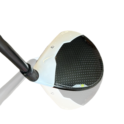 TaylorMade M2 5 Wood 18 Degree Graphite Regular Flex Shaft Golf Pride Head Cover Included Mid Size Grip - RH