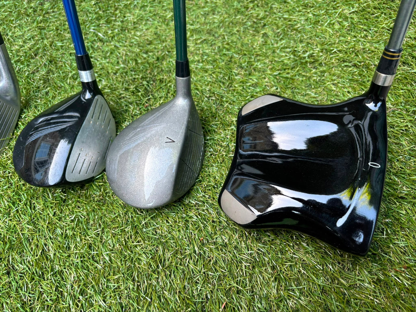 Titleist DCI Irons, Titleist DCI Sand Wedge, Confidence Woods & Inesis Stand Bag