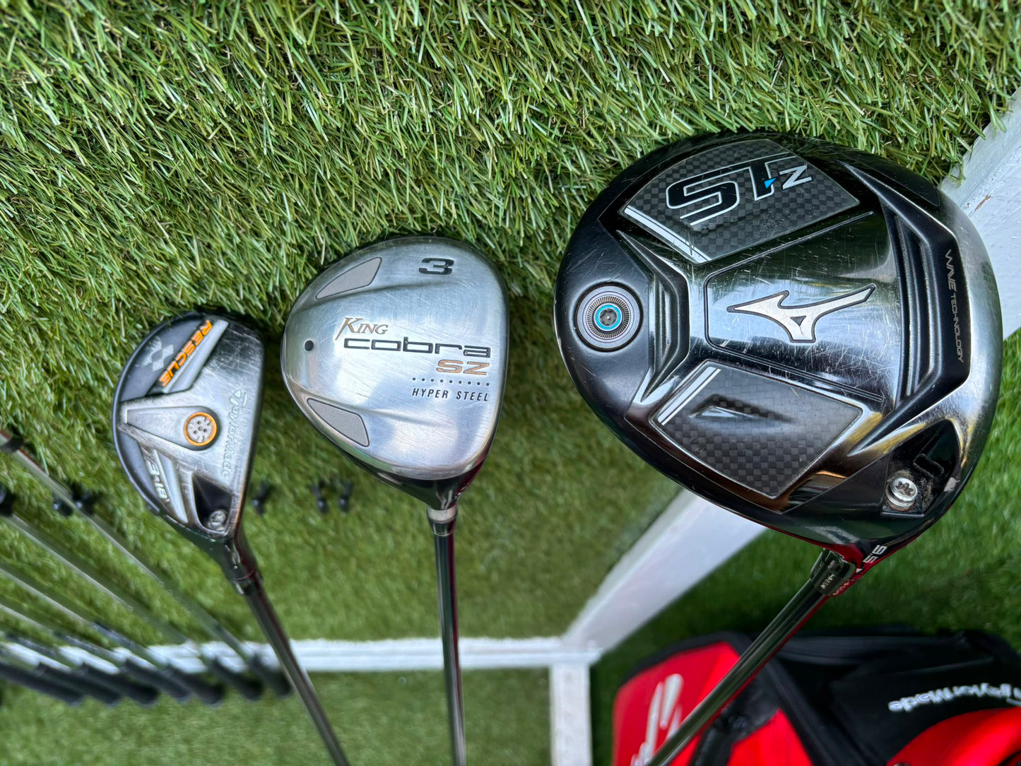 Callaway Apex DCB Irons, Mizuno Driver, Odyssey Lab Putter & TaylorMade Team Tour Cart Bag