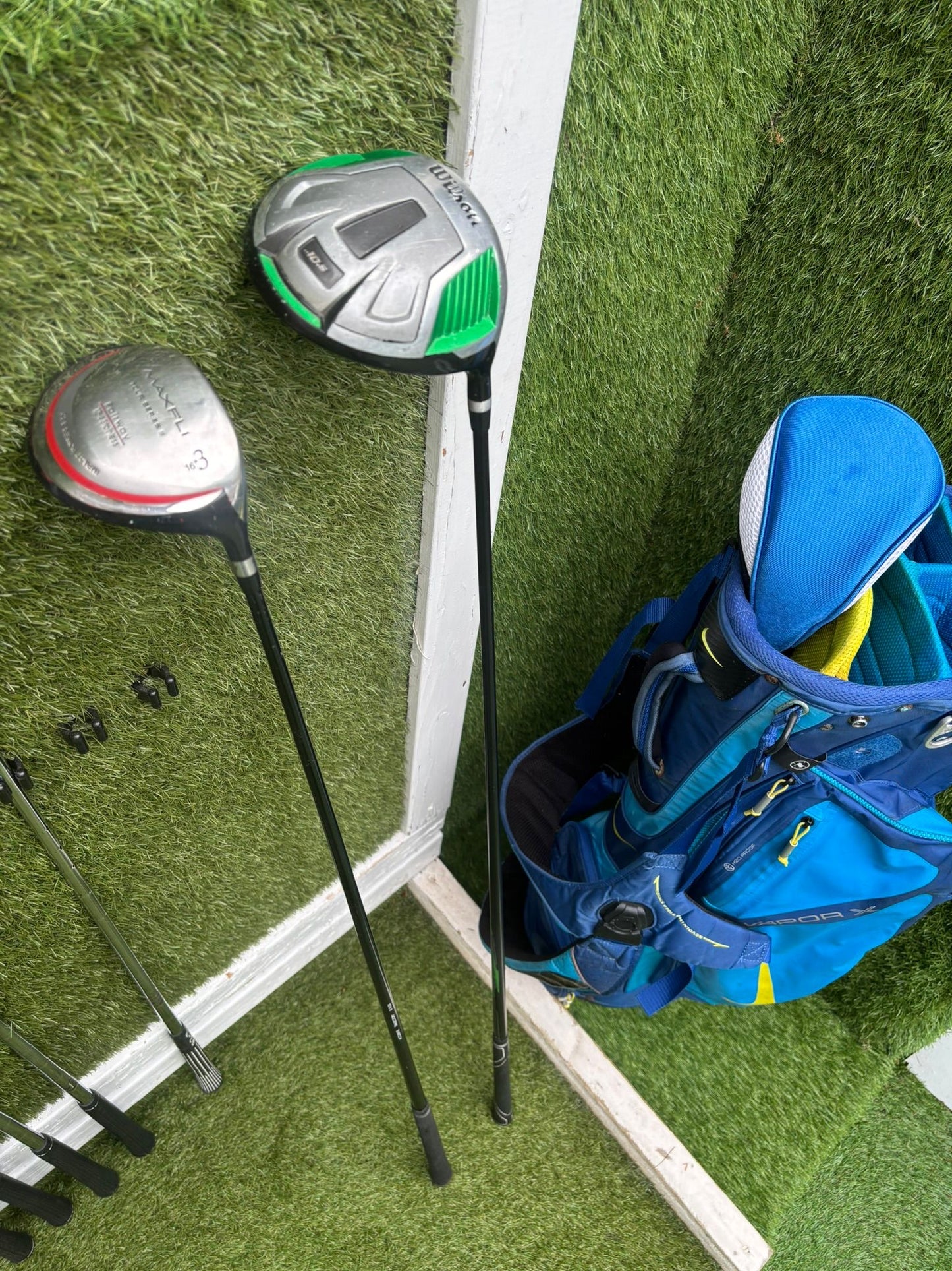 PING Eye2 Red Dot Irons, PING Zing 1 Iron, Wilson Driver, MaxFli 3 Wood & Nike Vapor X Stand Bag