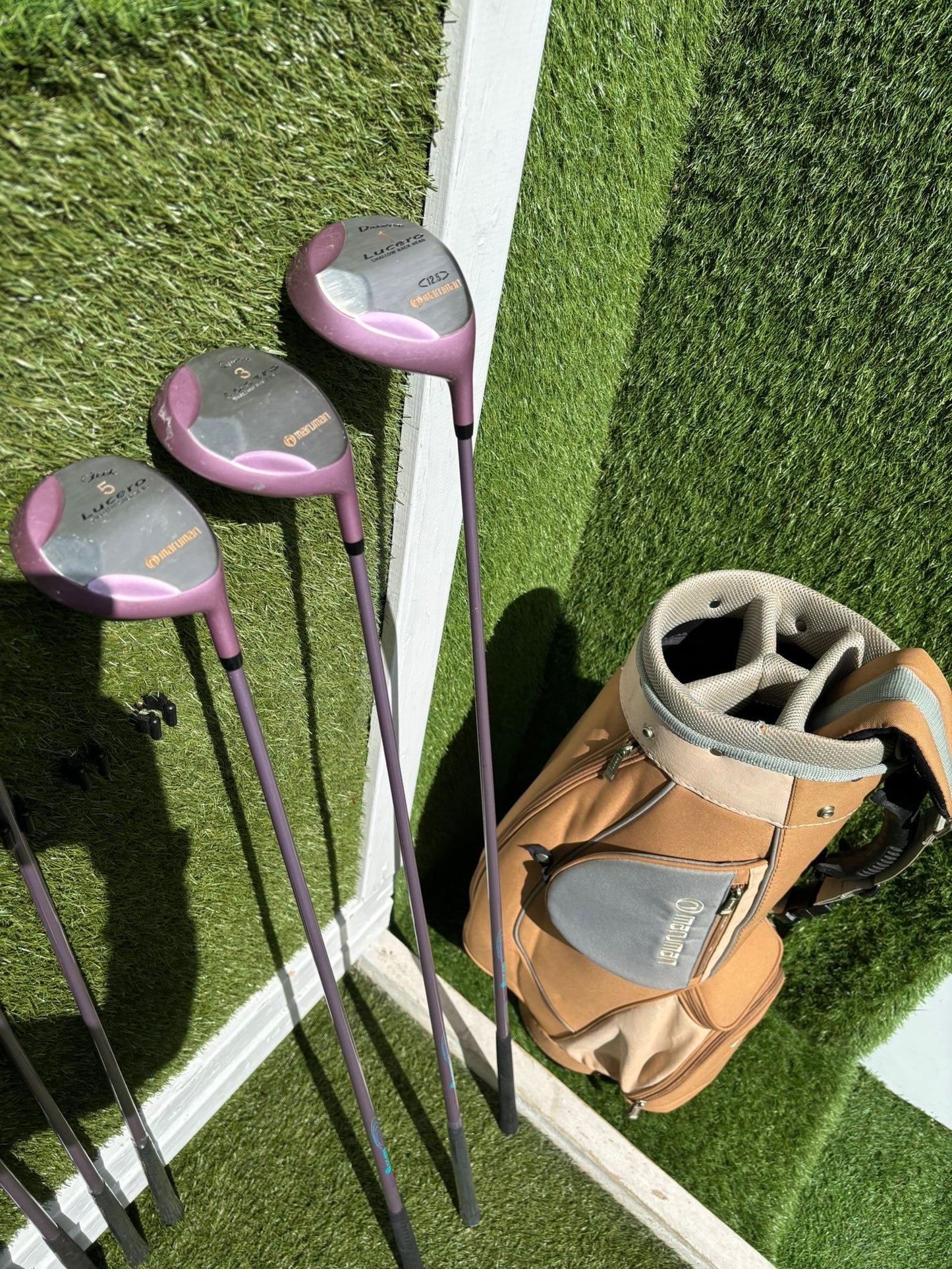 Maruman Lucero Ladies Golf Set (4–SW Irons) + Driver, 3 & 5 Woods + Matching Bag