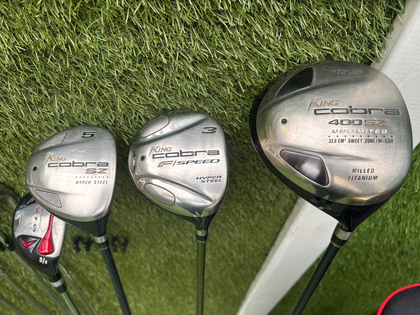 TaylorMade AeroBurner Irons + Cobra Woods + Nike Stand Bag