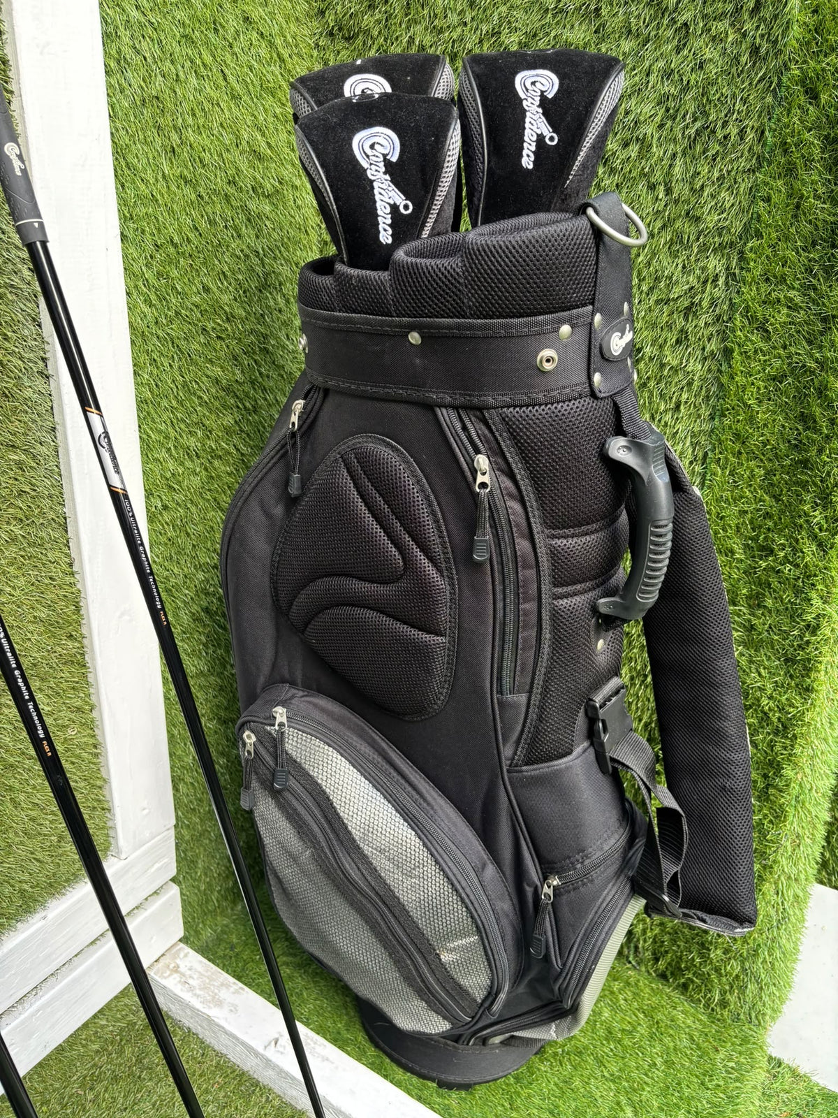 Confidence CG460 3–SW Irons, 10.5° Driver, 3 & 5 Woods, Putter & Matching Bag – Unused Condition