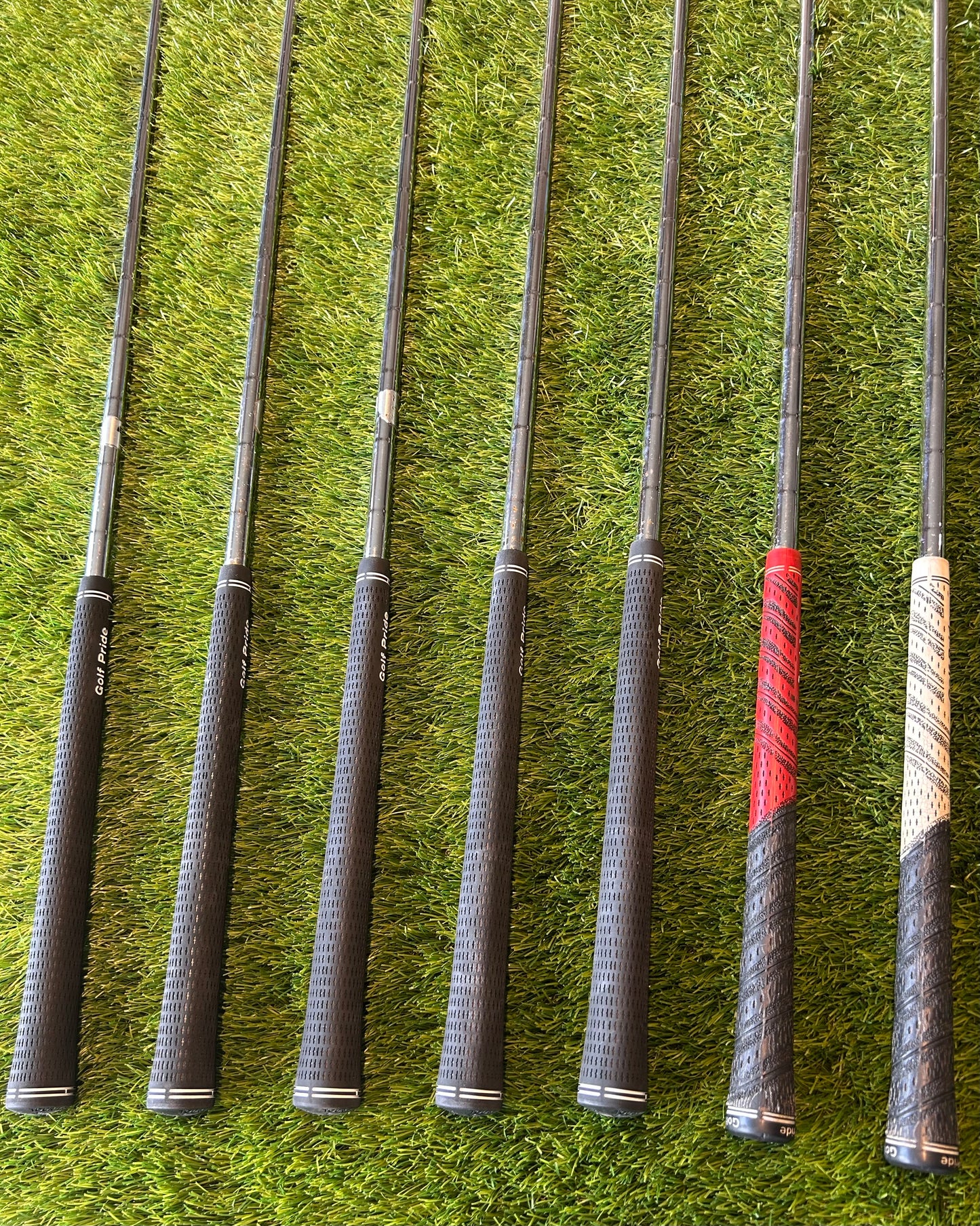 Mizuno MP-30 Forged Iron Set 4-PW Steel shaft Golf Pride Grips - RH