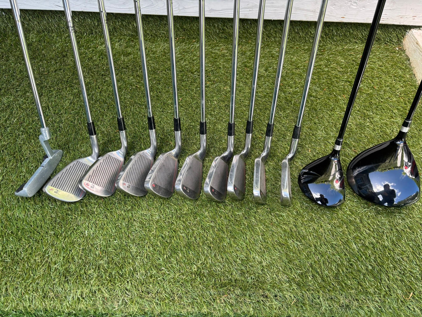 Howson DJ 200 Oversize Irons 3-SW + Ben Sayers M9 Woods & New Benross Bag