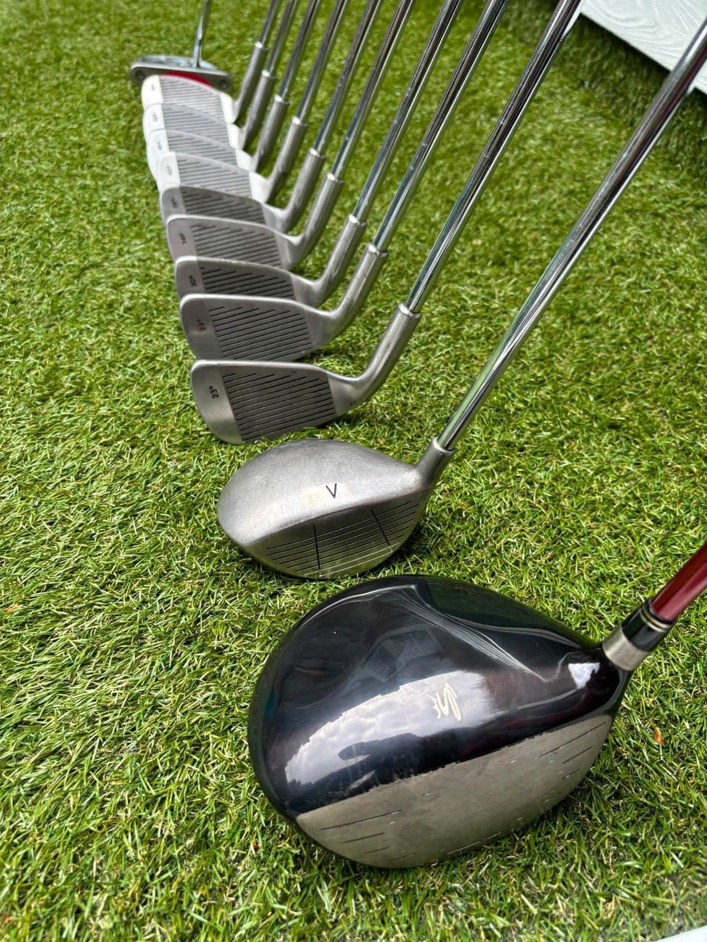Maple Leaf Competitive Edge Irons + King Cobra Driver, 3 Wood, Zucci Putter & PowaKaddy Bag