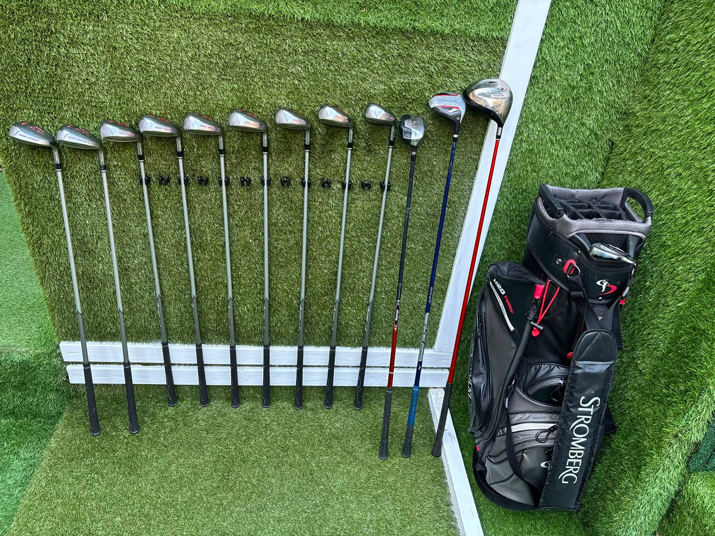 Slazenger Big Eze Complete Golf Package – Wilson 5 Wood, Hybrid, Dunlop Putter & Stromberg H2O Proof Waterproof Bag