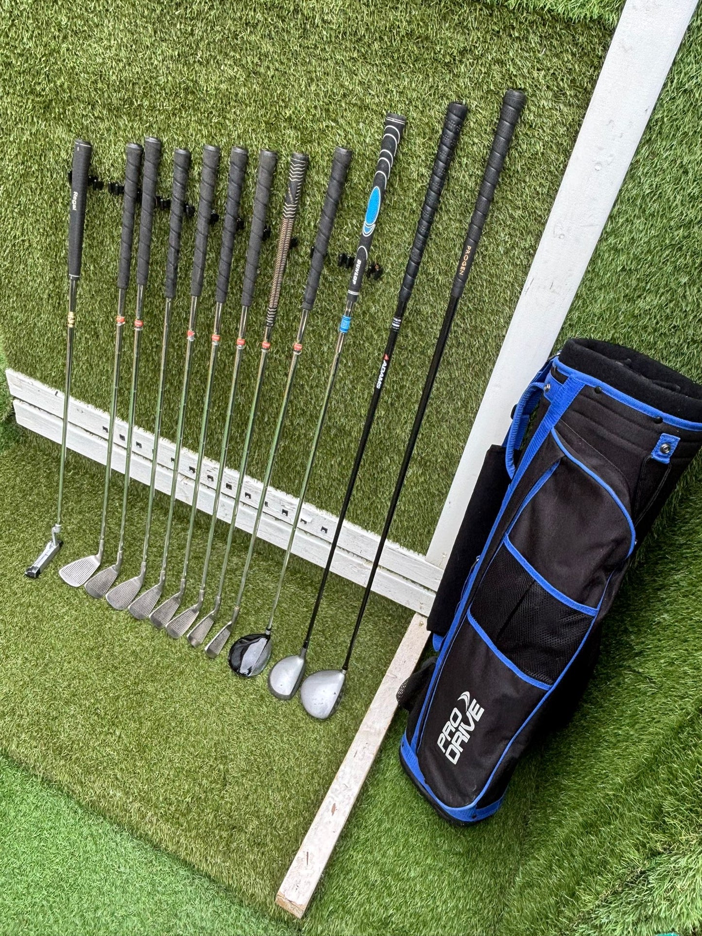 12 Club Complete Golf Set with Cavity-Back Irons & Stand Bag