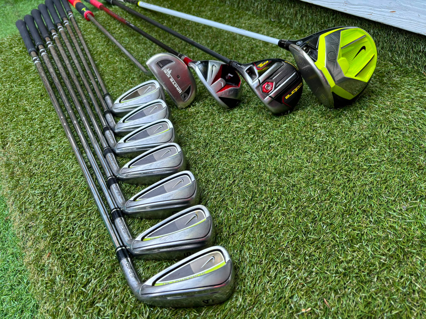 Nike Slingshot 4D Irons, Nike Driver, Cobra 4 Wood, Nike VR_S Hybrid, Odyssey Putter, New Lynx Waterproof Cart Bag