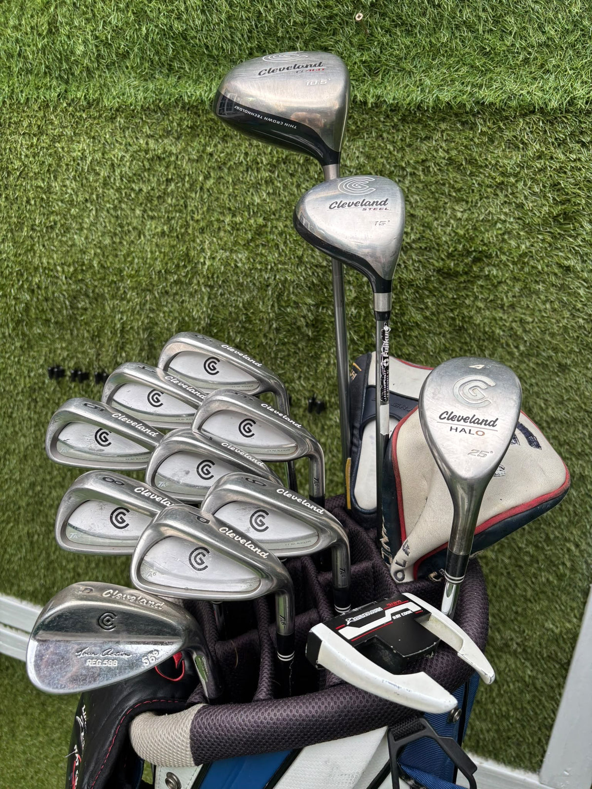 Cleveland Complete Golf Set – TA6 3–PW Irons, Ti460 Driver, Steel 15° Wood, HALO Hybrid & Cart Bag