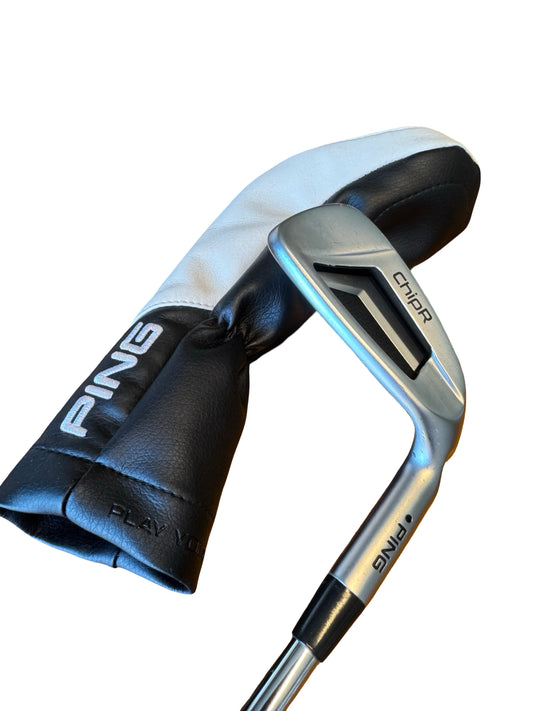 Ping ChipR Black Dot Right Handed & Head Cover / Free Delivery