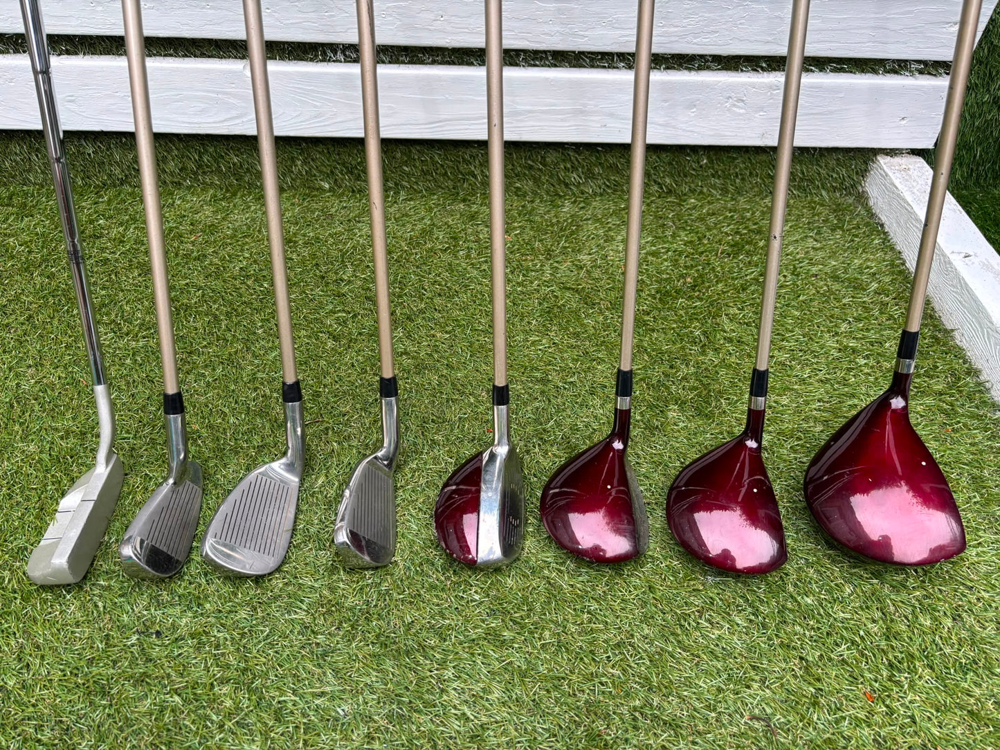 Maxfli Affinity Ladies Golf Package, Howson Blade Putter & Skymax Stand Bag
