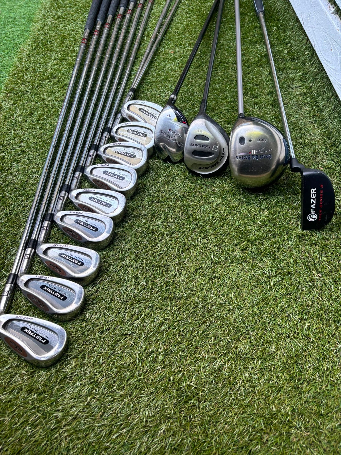 Wilson Matrix Irons 3-SW, Callaway Great Big Bertha Driver, Hybrid & Brand New Stand Bag